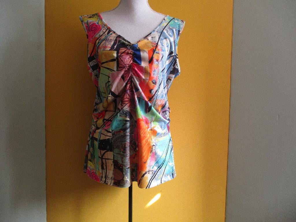 LIZZY & COCO top maat XL., Kleding | Dames, Tops, Zo goed als nieuw, Maat 46/48 (XL) of groter, Overige kleuren, Zonder mouw, Verzenden