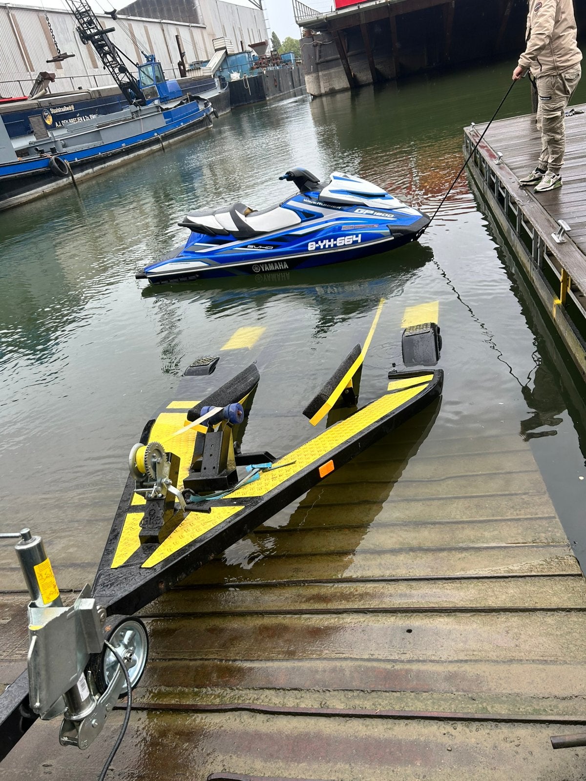 Waterscootertrailer met elektrische lier - Zo goed als nieuw, Ophalen, Minder dan 1500 kg, Jetskitrailer, Minder dan 6 meter