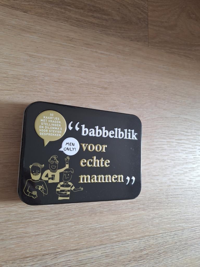 Babbelblik voor echte mannen - Nieuw spel, Ophalen, Onbekend, Vijf spelers of meer, Nieuw