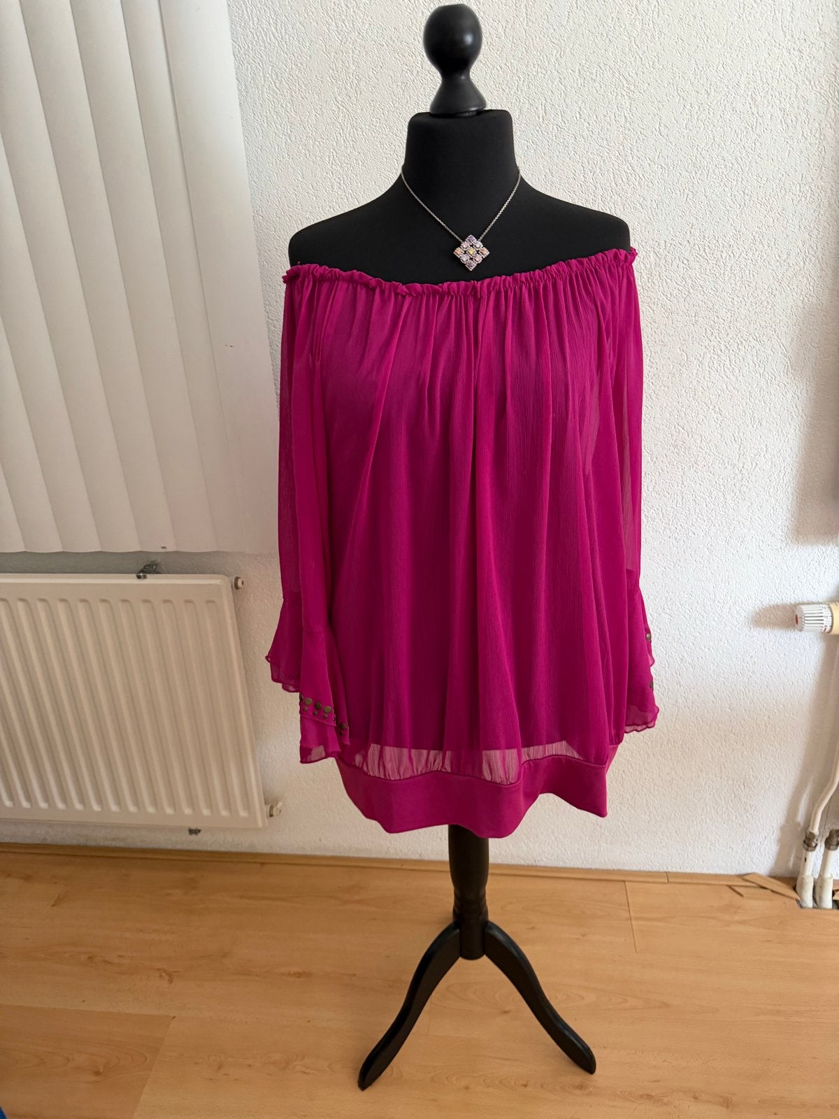 Ashley Stewart fuchsia roze chiffon  blouse - Maat 54 (26), Kleding | Dames, Grote Maten, Ophalen of Verzenden, Zo goed als nieuw