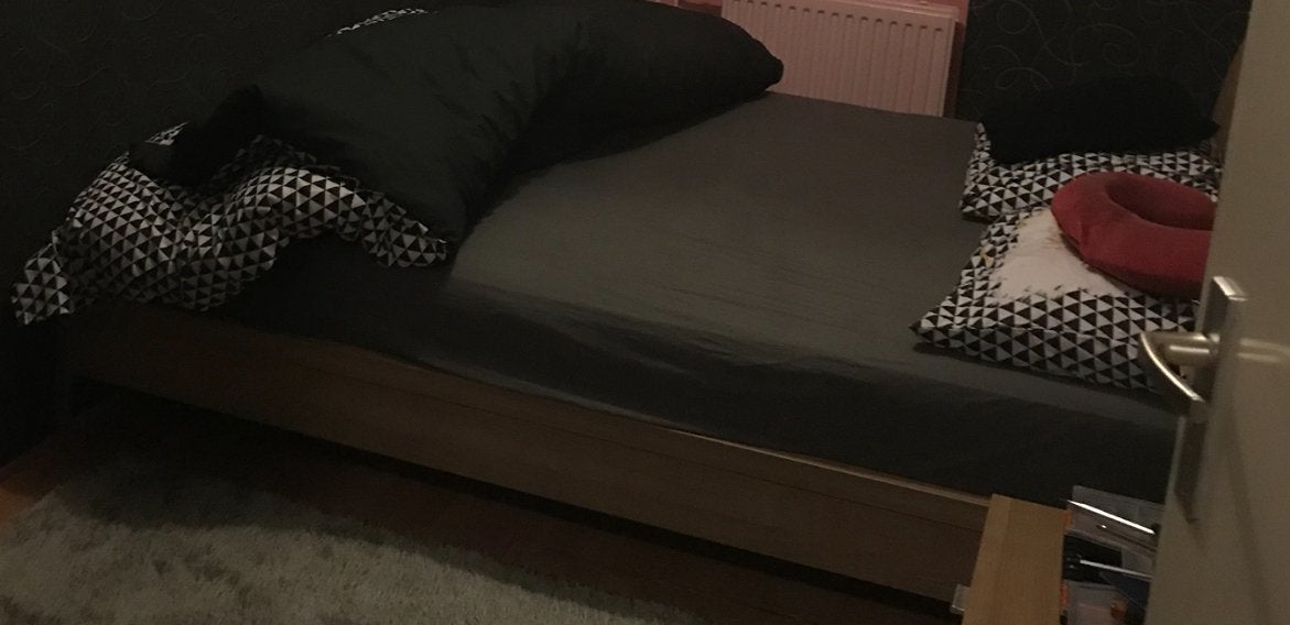 Bed van 160 breed met matras, Huis en Inrichting, Slaapkamer | Bedden, Ophalen, Beige, Tweepersoons, 160 cm
