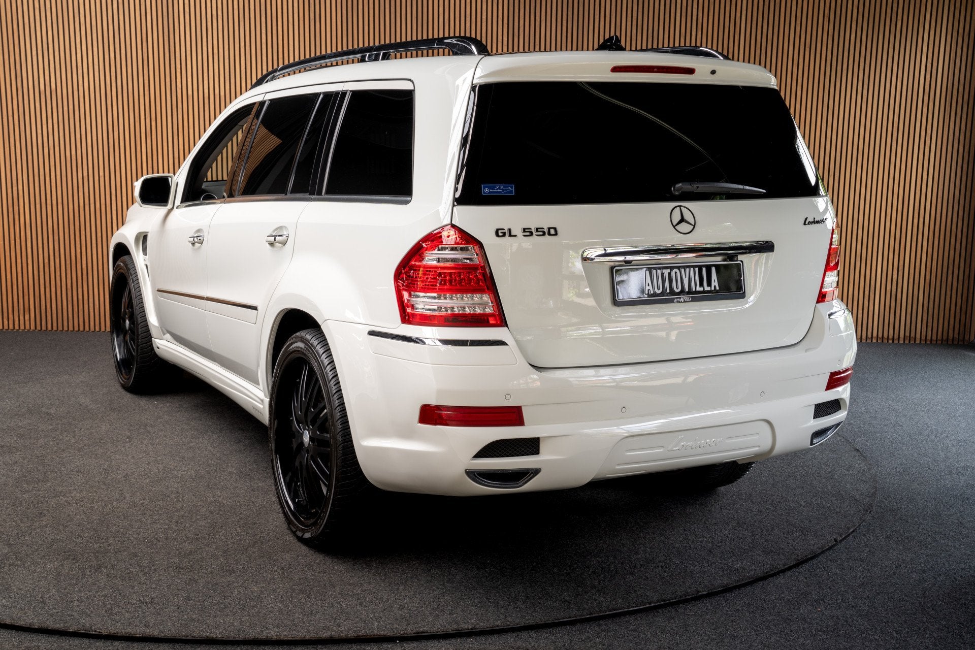 Mercedes-Benz GL-Klasse GL550 Lorinser VIP configur. Harman, Automaat, 5461 cc, Wit, Bedrijf
