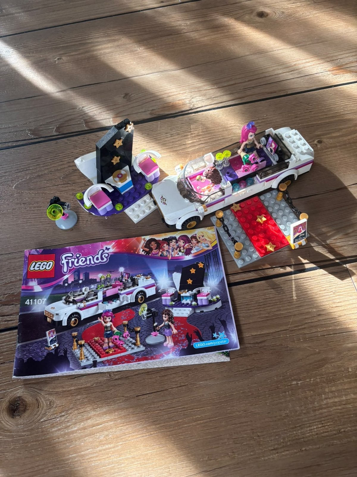 LEGO Friends 41107 Popsterren Limo - Compleet met boekje, Ophalen of Verzenden, Zo goed als nieuw