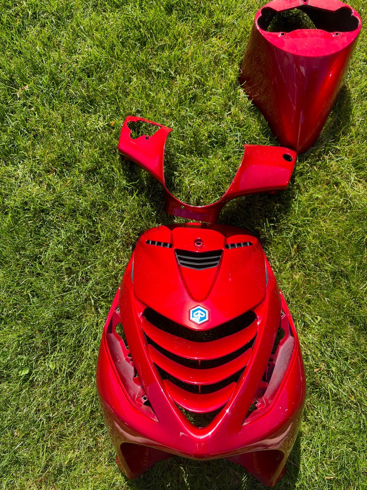 Gratis Piaggio Zip SP Kappenset - Lichte schade, Fietsen en Brommers, Brommeronderdelen | Scooters, Ophalen, Gebruikt, Kap, Piaggio