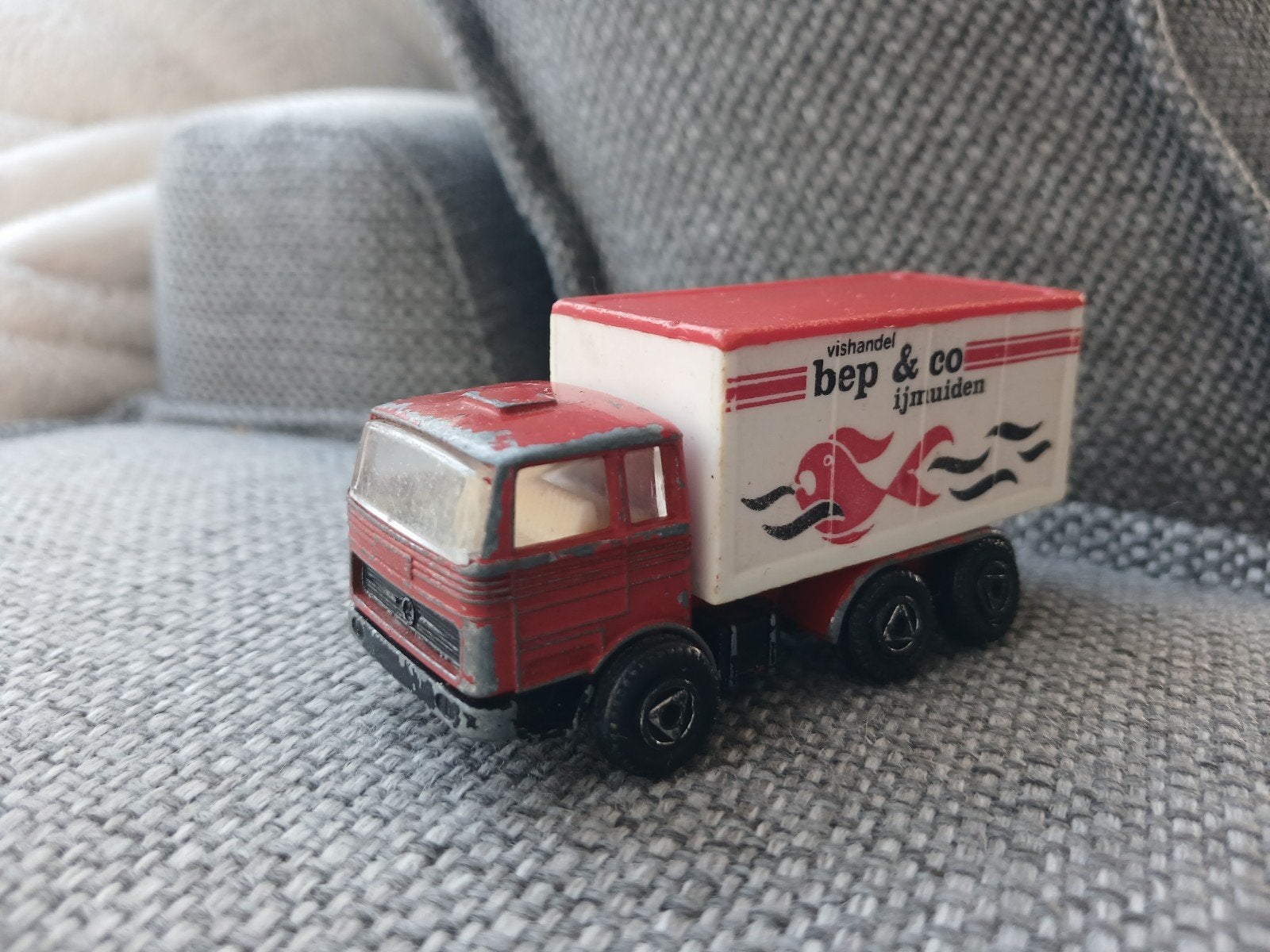 Vintage Efsi Holland Mercedes truck1:90  Bep & Co IJmuiden, Ophalen of Verzenden, Gebruikt, Bus of Vrachtwagen
