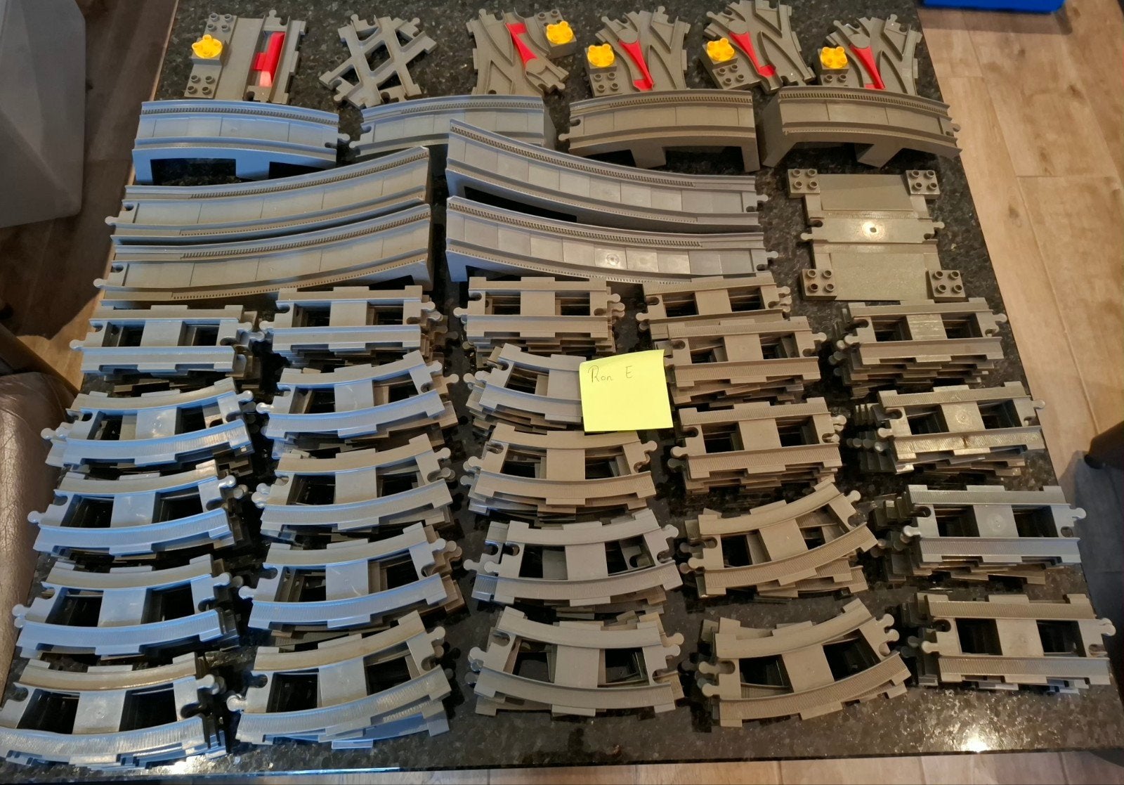 Grote partij LEGO Duplo trein/tafel/blokken - 1750 stuks, Ophalen, Gebruikt, Duplo, Losse stenen