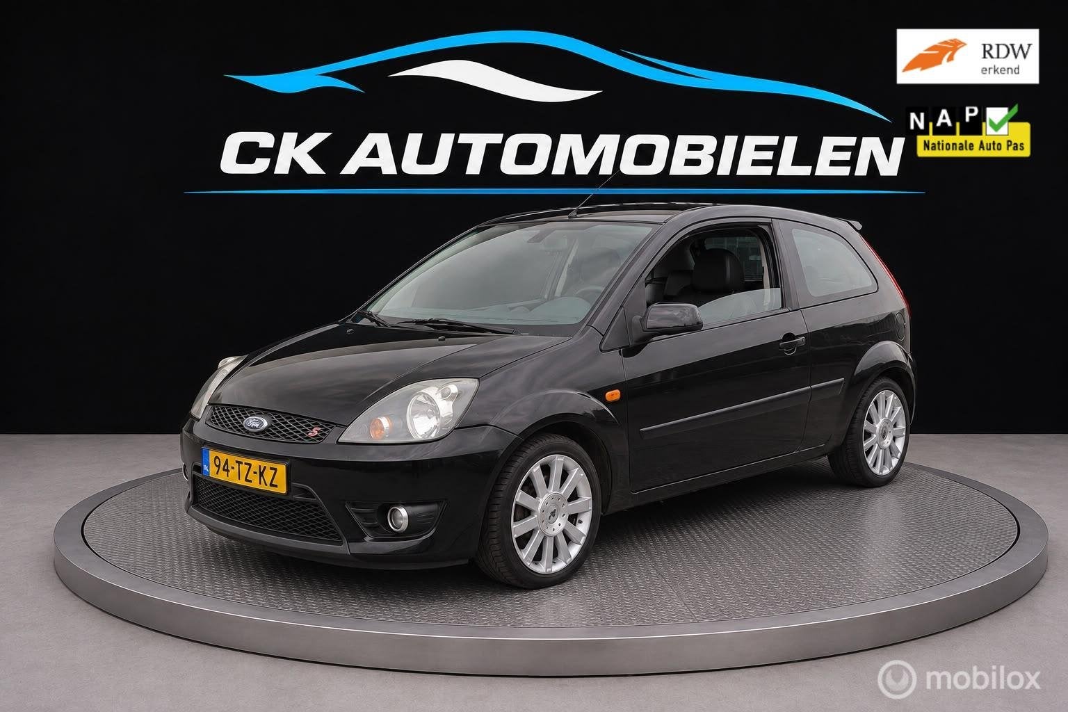 Ford Fiesta 1.6-16V Rally S Edition nieuwe apk met boekjes, Voorwielaandrijving, 1596 cc, 101 pk, Zwart