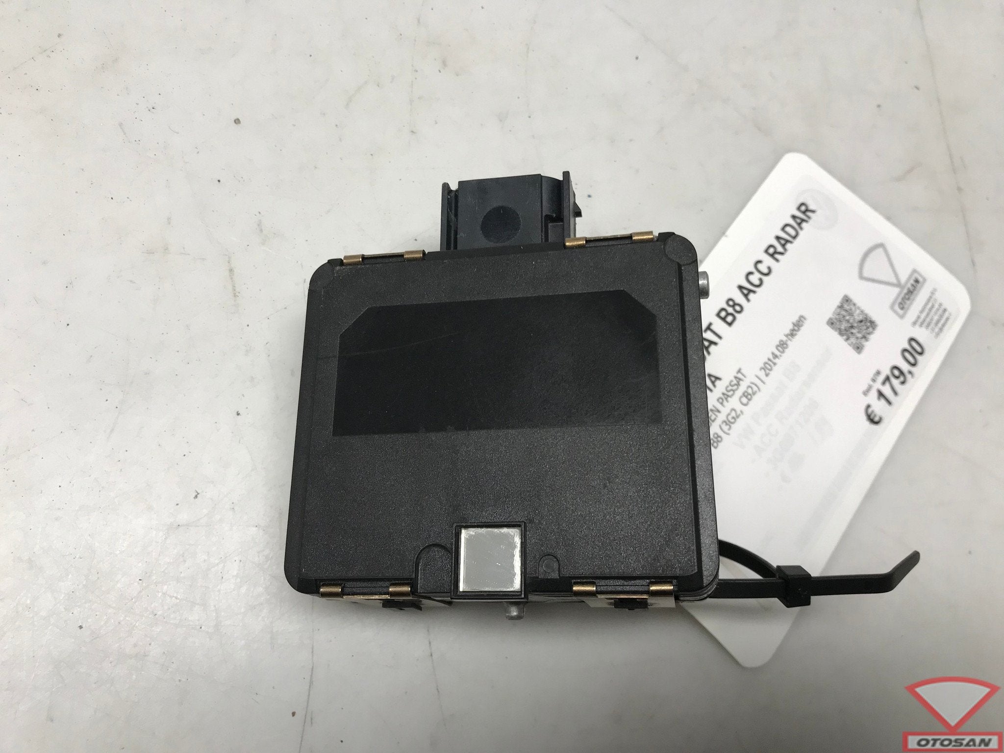 VW Passat B8 ACC Radarsensor 3Q0907561A