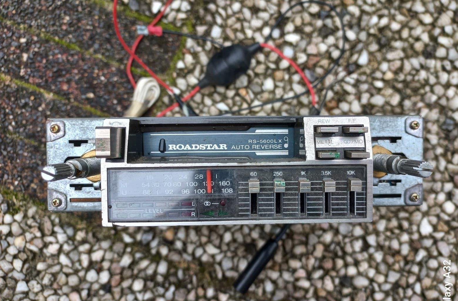 Roadstar RS-5600LX Autoradio met Cassettespeler en Equalizer, Auto diversen, Ophalen of Verzenden, Gebruikt