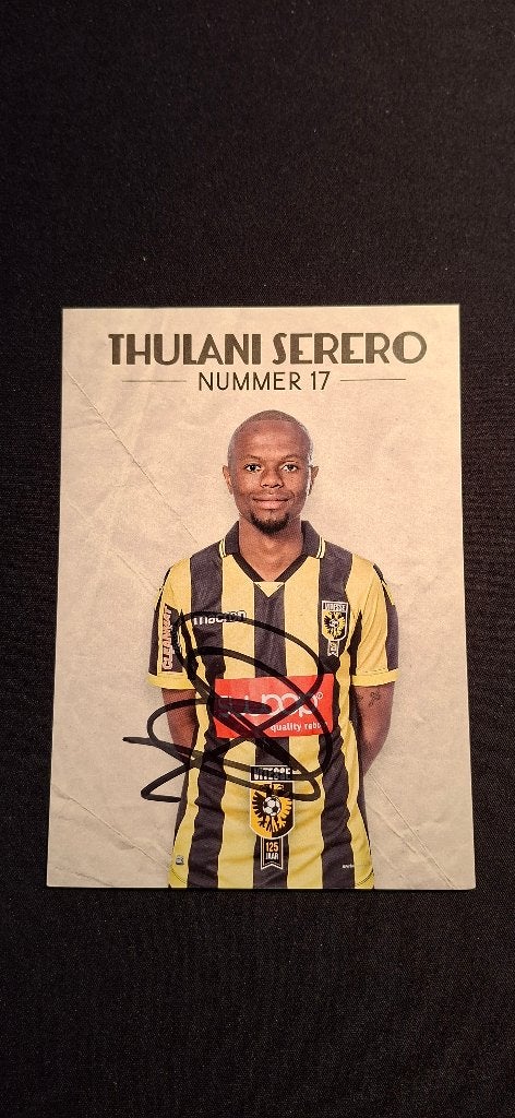 Spelerskaart met handtekening; Thulani Serero # Vitesse Ajax, Ophalen of Verzenden, Nieuw, Vitesse, Spelerskaart