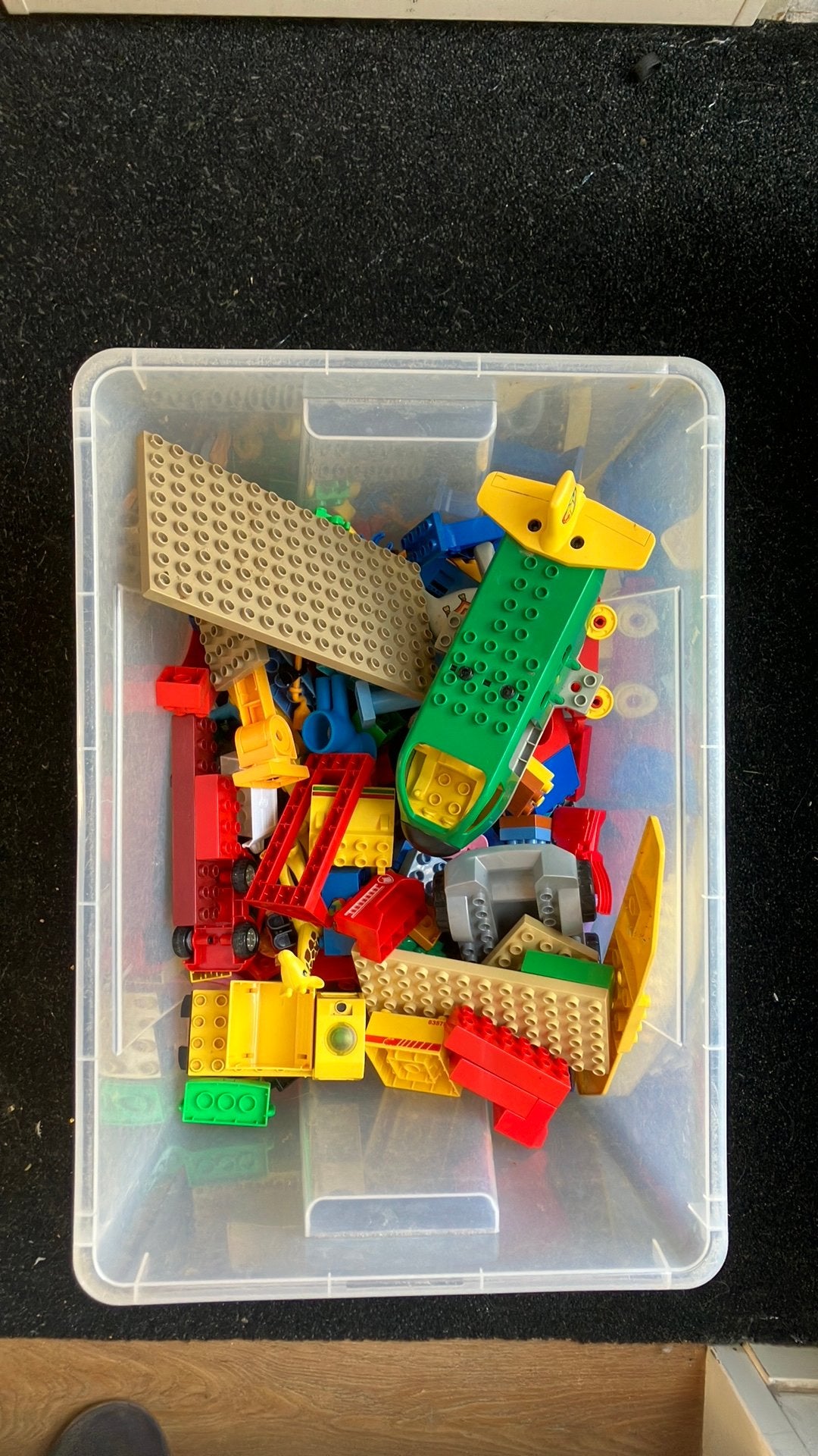 Krat met Duplo inclusief krat., Ophalen, Gebruikt