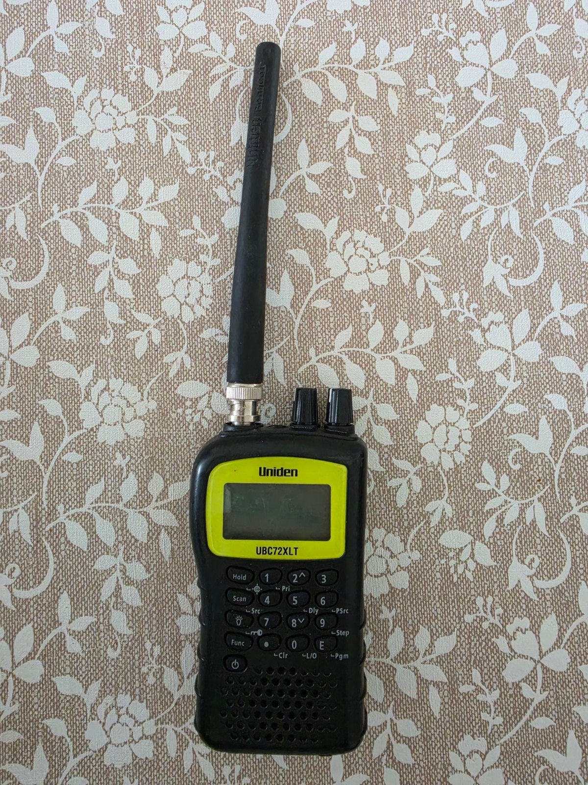 Uniden UBC72XLT  handscanner scanner, Ophalen of Verzenden, Gebruikt, 30 tot 200 kanalen, Draagbaar