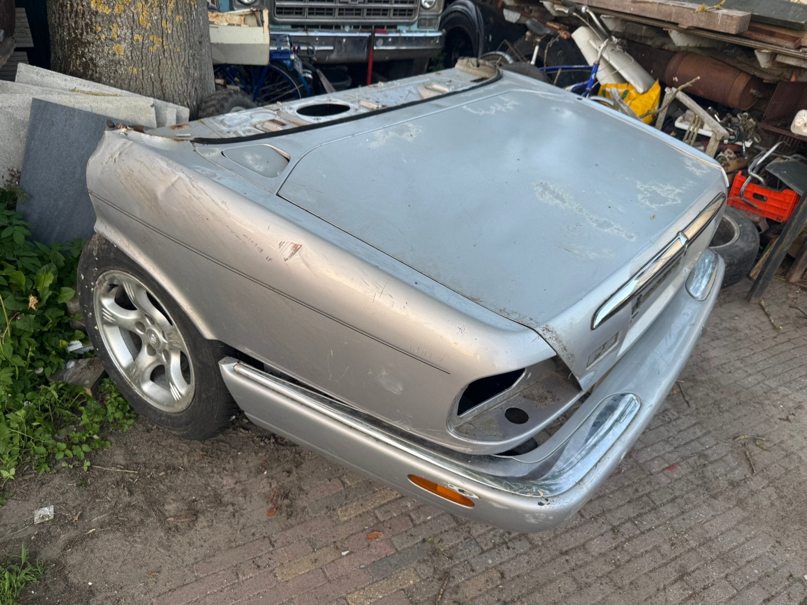 Achterkant Jaguar xj8 bbq, Ophalen, Jaguar