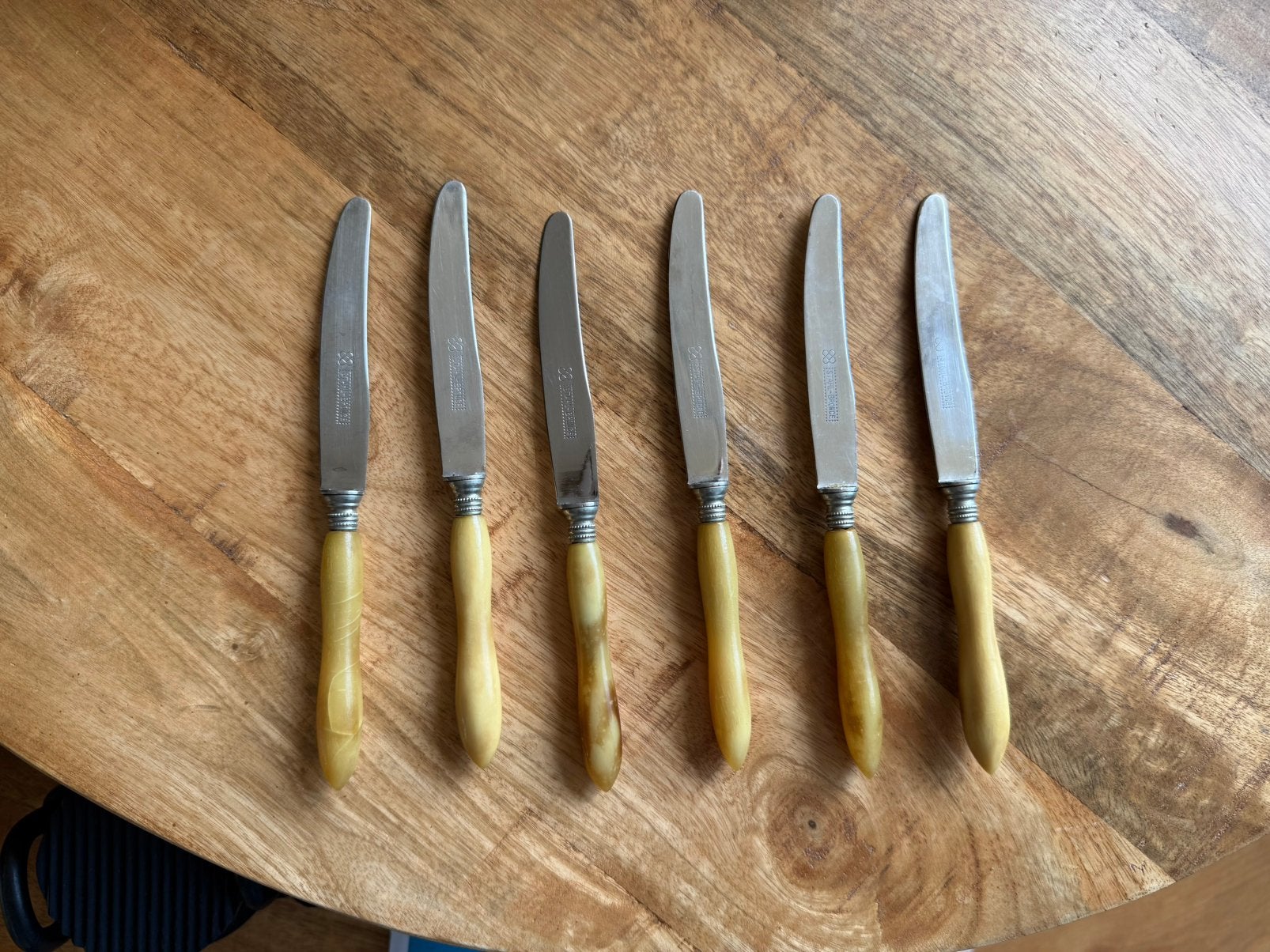 6 antieke Stahl-Bronce mesjes/fruitmesjes, 17 cm lang., Antiek en Kunst, Antiek | Bestek, Ophalen of Verzenden