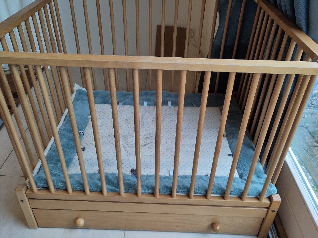 Box (baby) inclusief boxkleed en onderkleed, Ophalen, Zo goed als nieuw, Rechthoekig, In hoogte verstelbaar