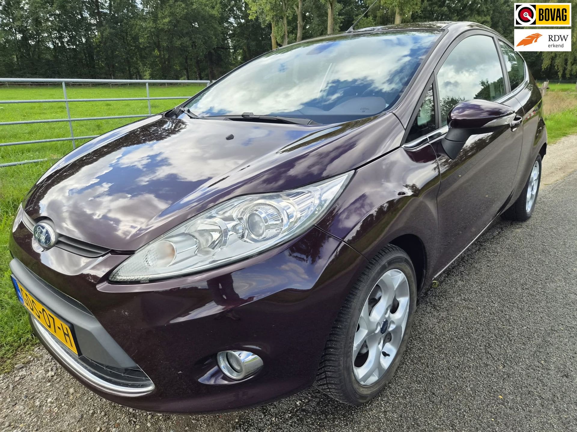 Ford FIESTA 1.4 Titanium nieuwe dis riem bij afl!, Voorwielaandrijving, Stof, Gebruikt, 4 cilinders