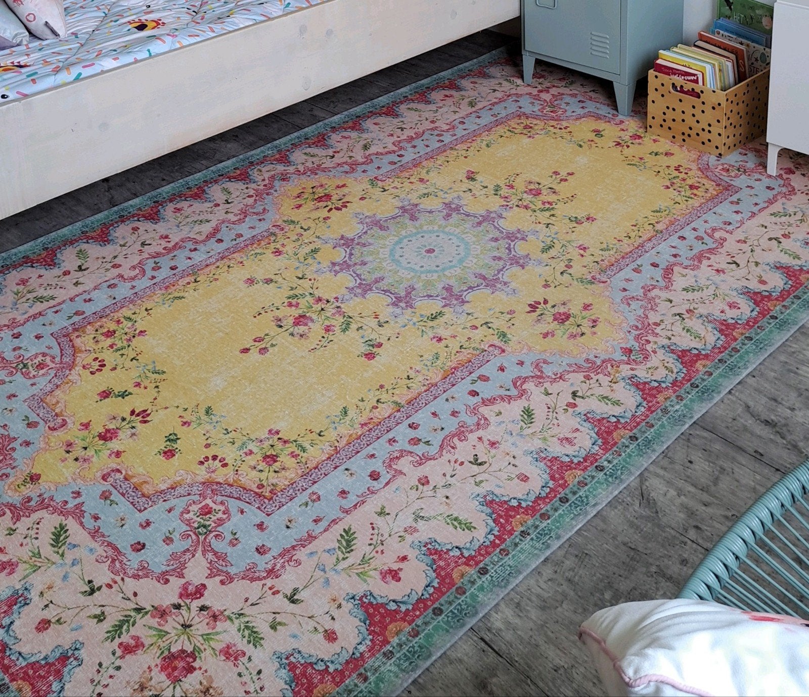 Vintage look Rozenkelim kleed, Ophalen, Zo goed als nieuw, Rechthoekig, 200 cm of meer