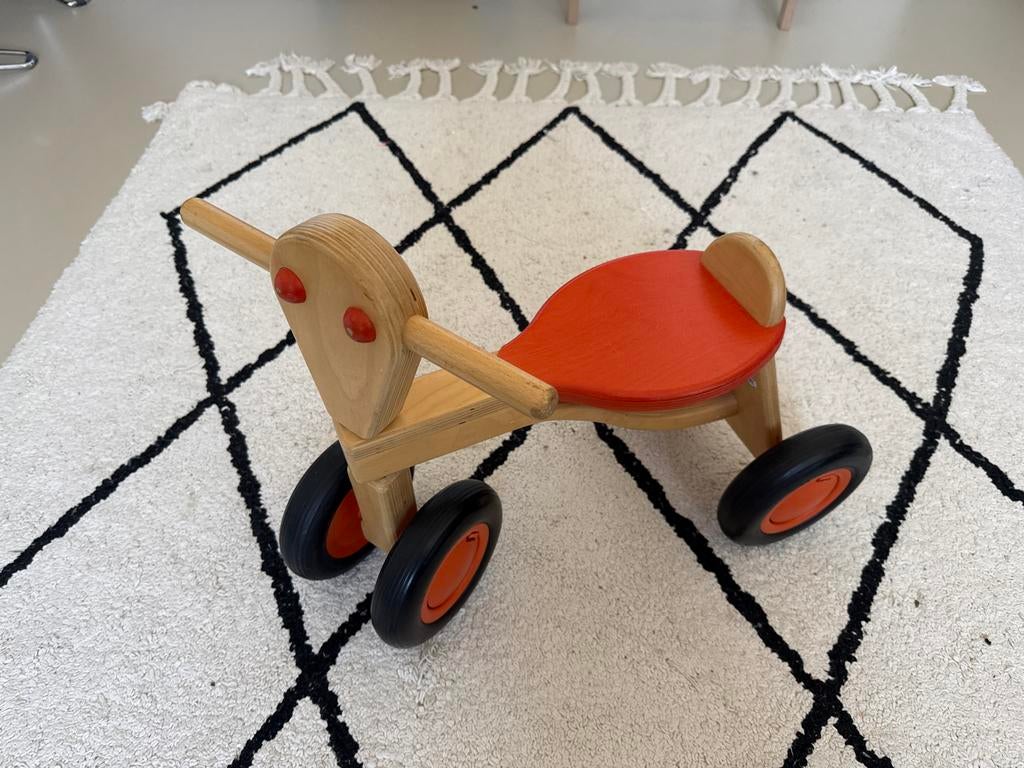 Van Dijk Toys berken houten loopfiets - Oranje, Kinderen en Baby's, Speelgoed | Buiten | Voertuigen en Loopfietsen, Ophalen, Gebruikt