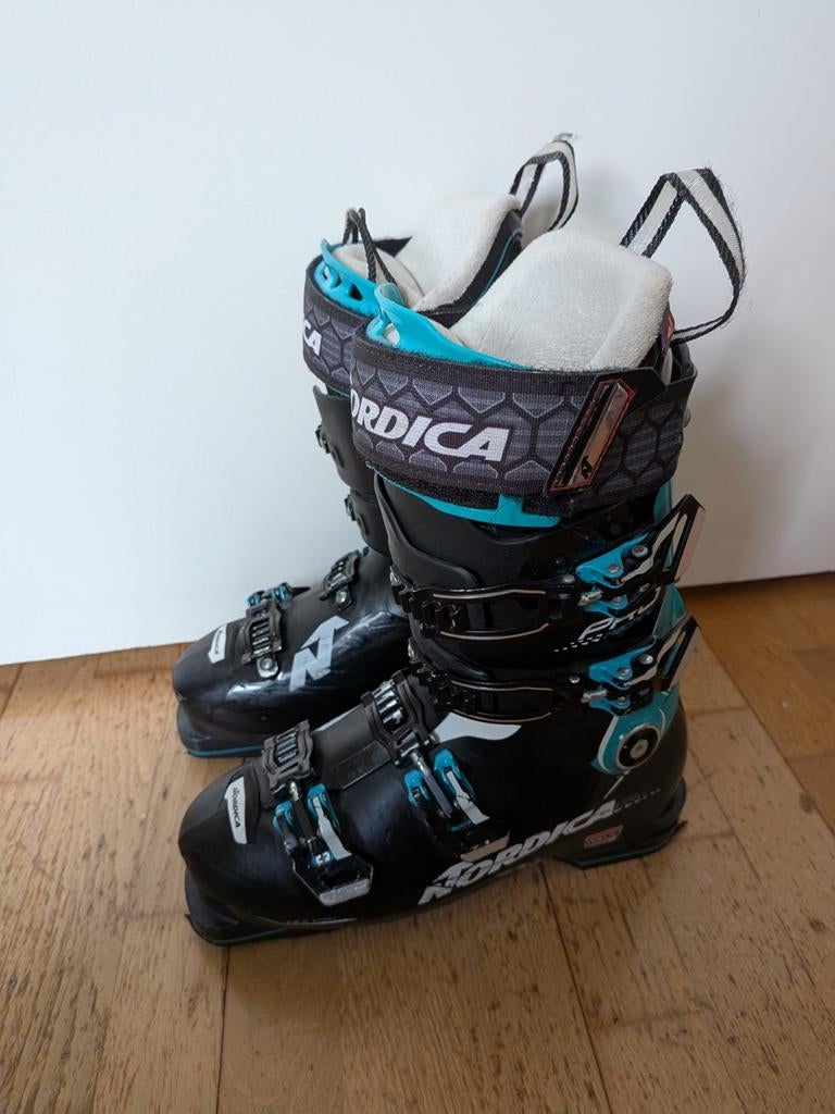 Dames skischoenen Nordica, 160 tot 180 cm, Gebruikt, Schoenen, Ophalen of Verzenden