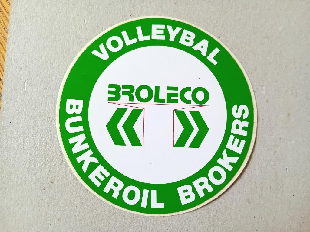 Broleco BV sticker Bunkerolie sponsor Volleybal 9,5cm, Ophalen of Verzenden, Zo goed als nieuw, Bedrijf of Vereniging