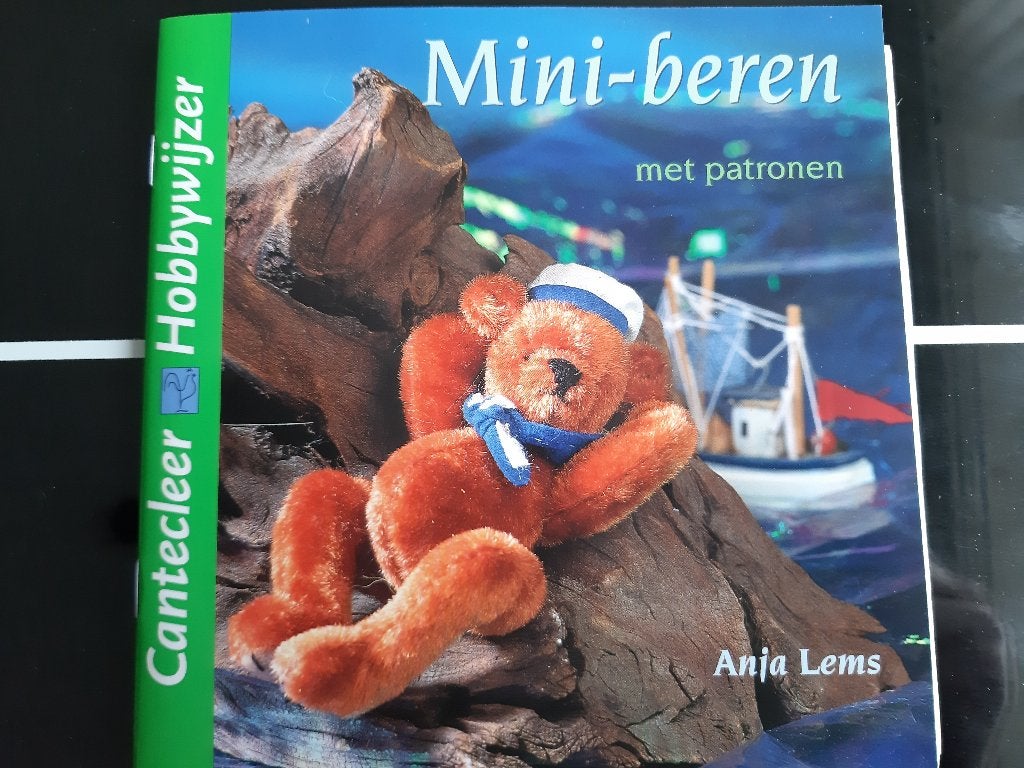 Boekje Mini Beren met patronen, Verzenden, Zo goed als nieuw, Stoffen beer, Overige merken