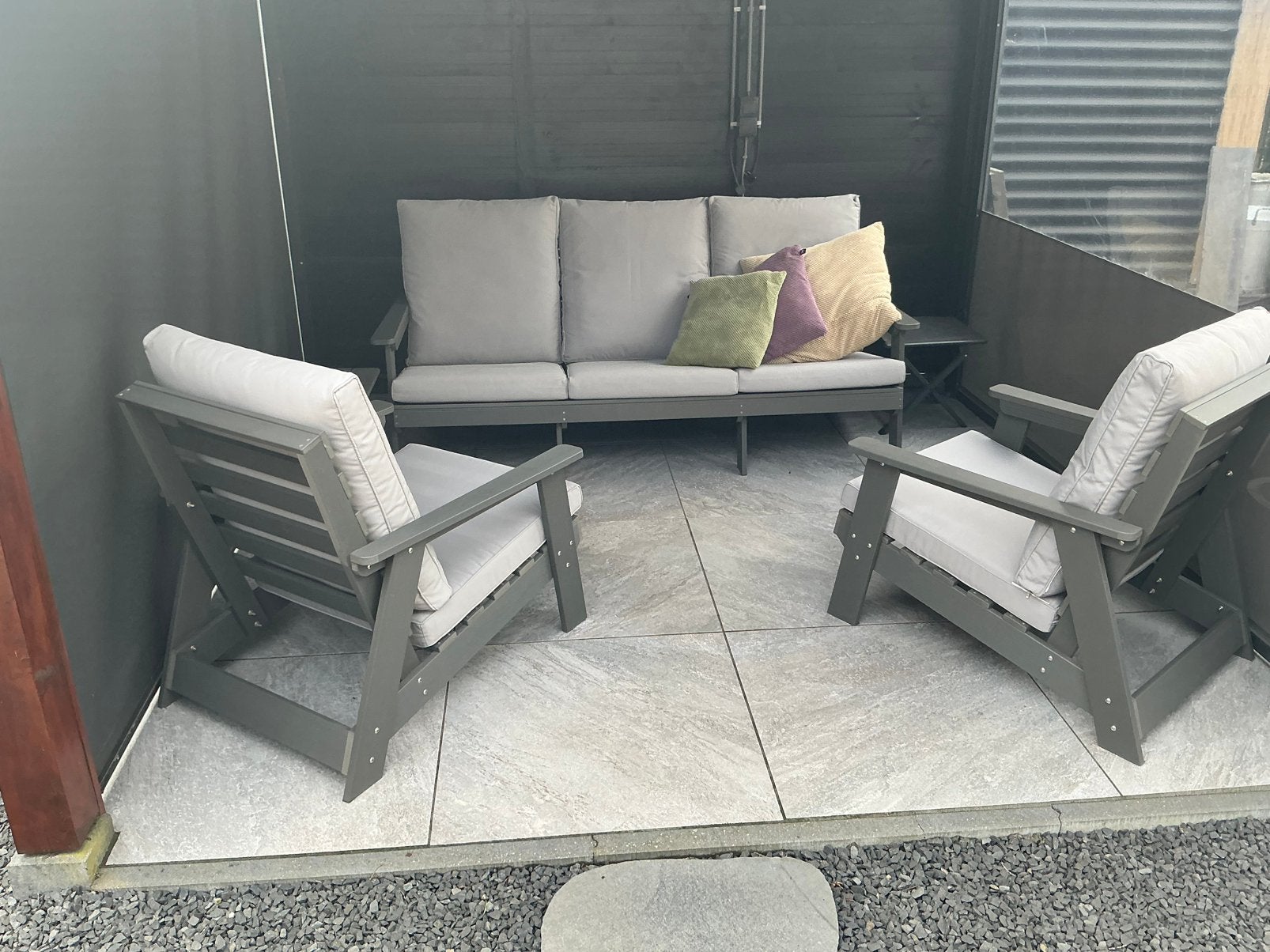 Comfortabele loungeset met 3 zitsbank en 2 stoelen, Ophalen, 5 zitplaatsen, Zo goed als nieuw, Loungeset