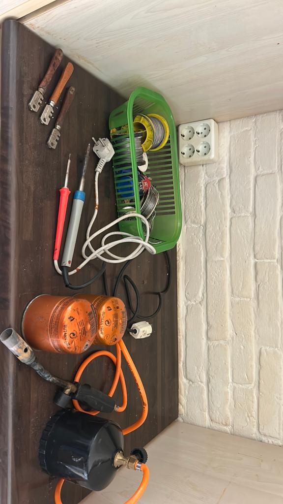 Soldeerbouten, gasbrander en toebehoren, Ophalen of Verzenden, Gebruikt