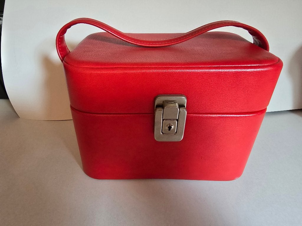 Vintage rode make-up koffer met spiegel, Gebruikt, Met slot, Ophalen of Verzenden, Hardcase