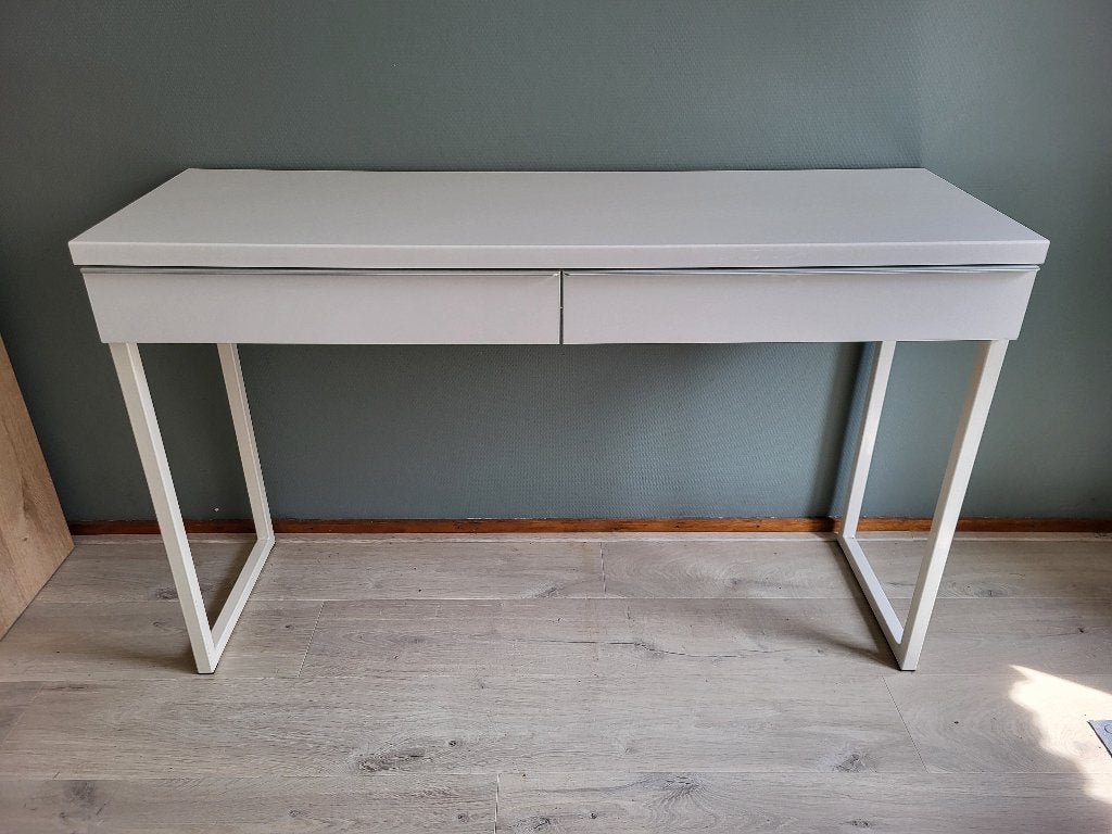 Ikea Besta burs bureau onbeschadigd., Ophalen, 120 cm, 40 cm, Metaal