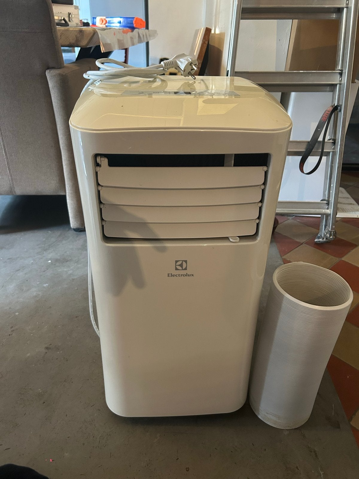 Electrolux Mobiele Airco - Koelen en Ventileren, Ophalen, Gebruikt, Minder dan 60 m³, 3 snelheden of meer