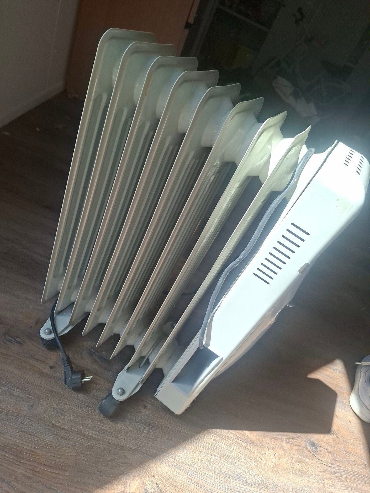 Sencys elektrische verwarming radiator, Doe-het-zelf en Verbouw, Verwarming en Radiatoren, 30 tot 80 cm, Gebruikt, Radiator, Minder dan 60 cm