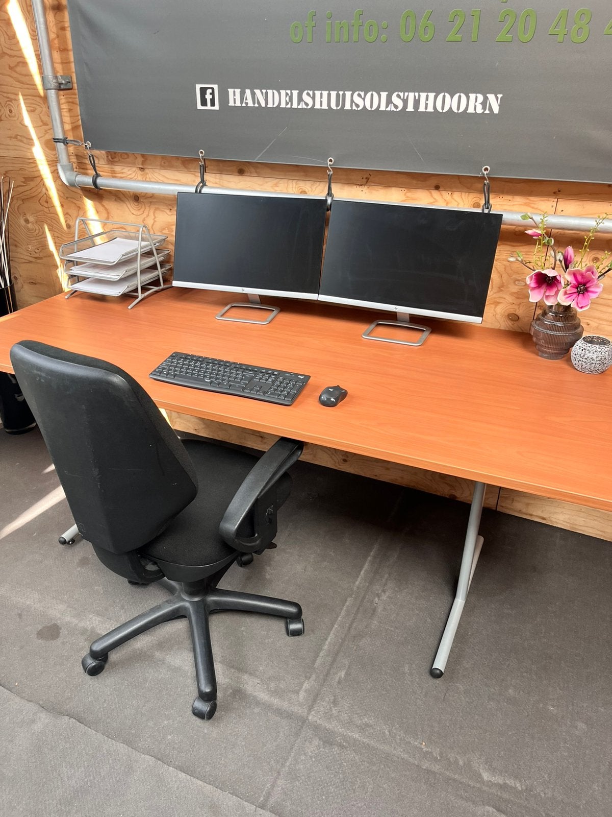 Bureau (200/90 cm), Ophalen, 90 cm, Spaanplaat of MDF, Xx