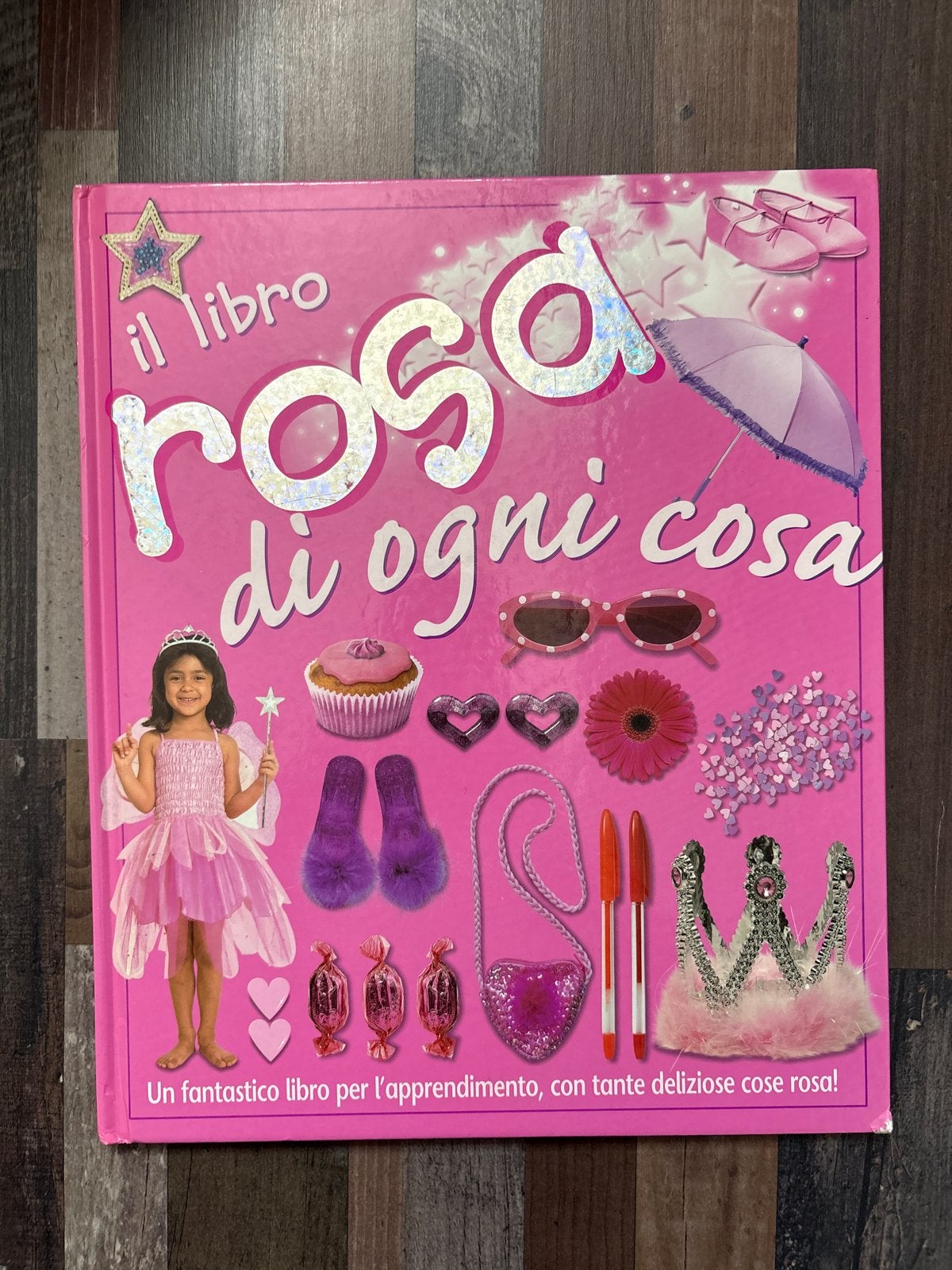 Il Libro Rosa di Ogni Cosa - Interactief Roze Boek, Ophalen of Verzenden, Zo goed als nieuw, Uitklap-, Voel- of Ontdekboek, 2 tot 3 jaar