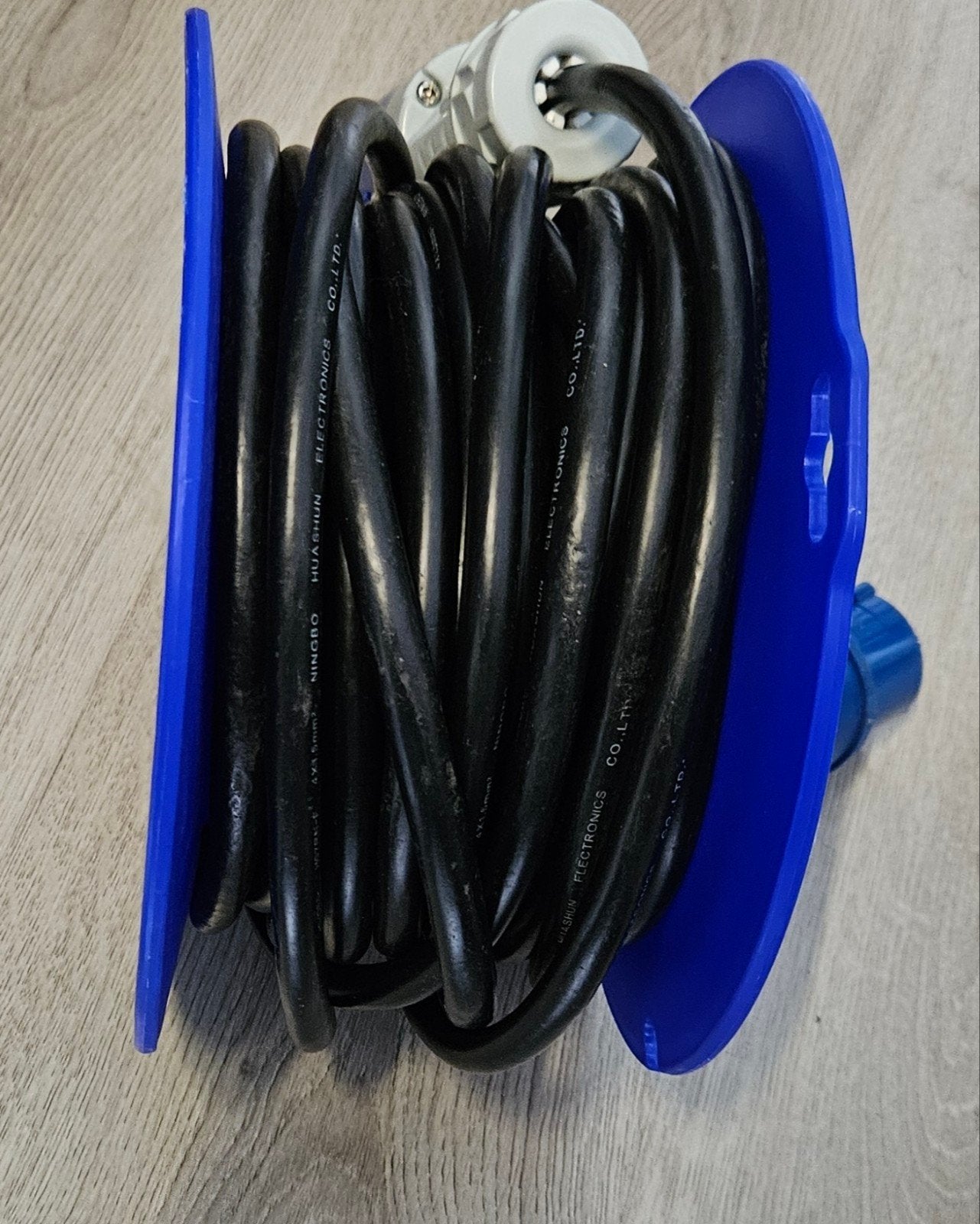 kabelhaspel met 10 meter CEE stroomkabel, Ophalen of Verzenden
