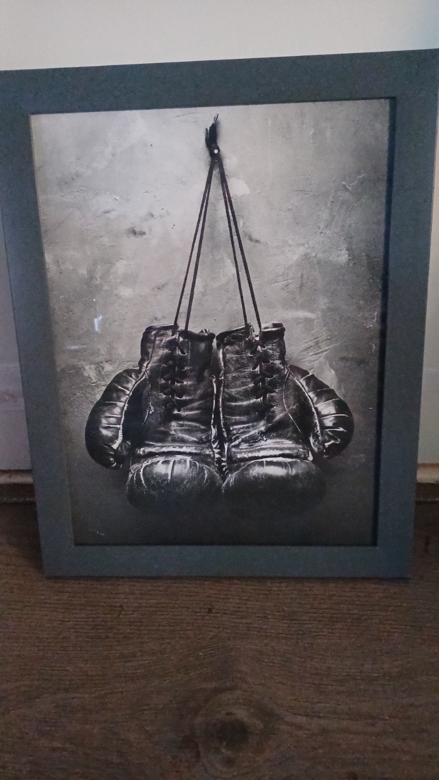 Bokshandschoenen vintage/retro in lijst, Ophalen of Verzenden, Zo goed als nieuw, Minder dan 50 cm, Schilderij