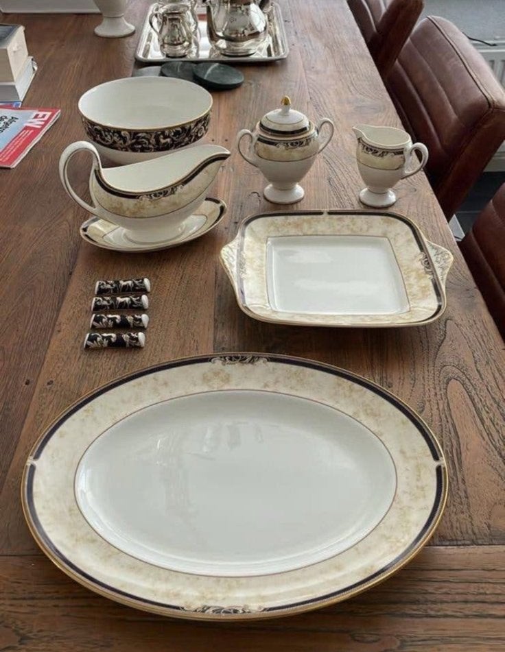 Wedgwood Cornucopia delen, Ophalen of Verzenden, Zo goed als nieuw, Bord(en), Wedgwood