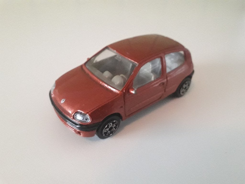 renault clio     bburago, Ophalen of Verzenden, Gebruikt, Auto, Overige merken