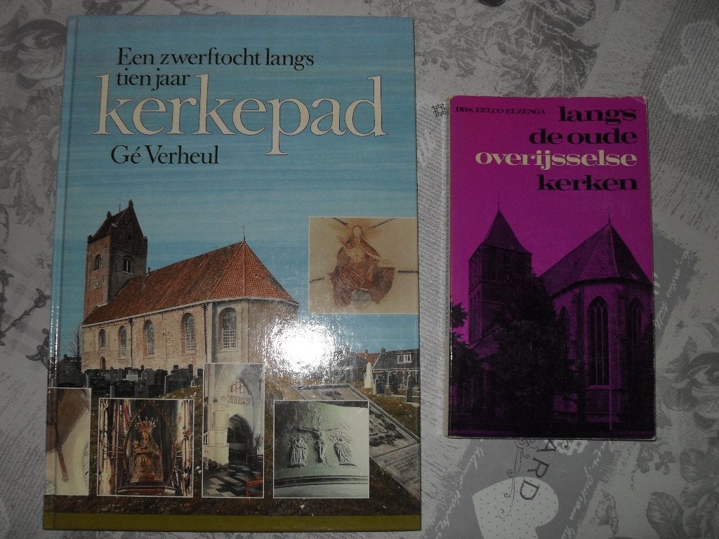 BOEKEN OVERIJSSELSE KERKEN + 10 JAAR KERKEPAD., Boeken, Gelezen, Christendom | Katholiek, Ophalen of Verzenden, Elsenga/Verheul.