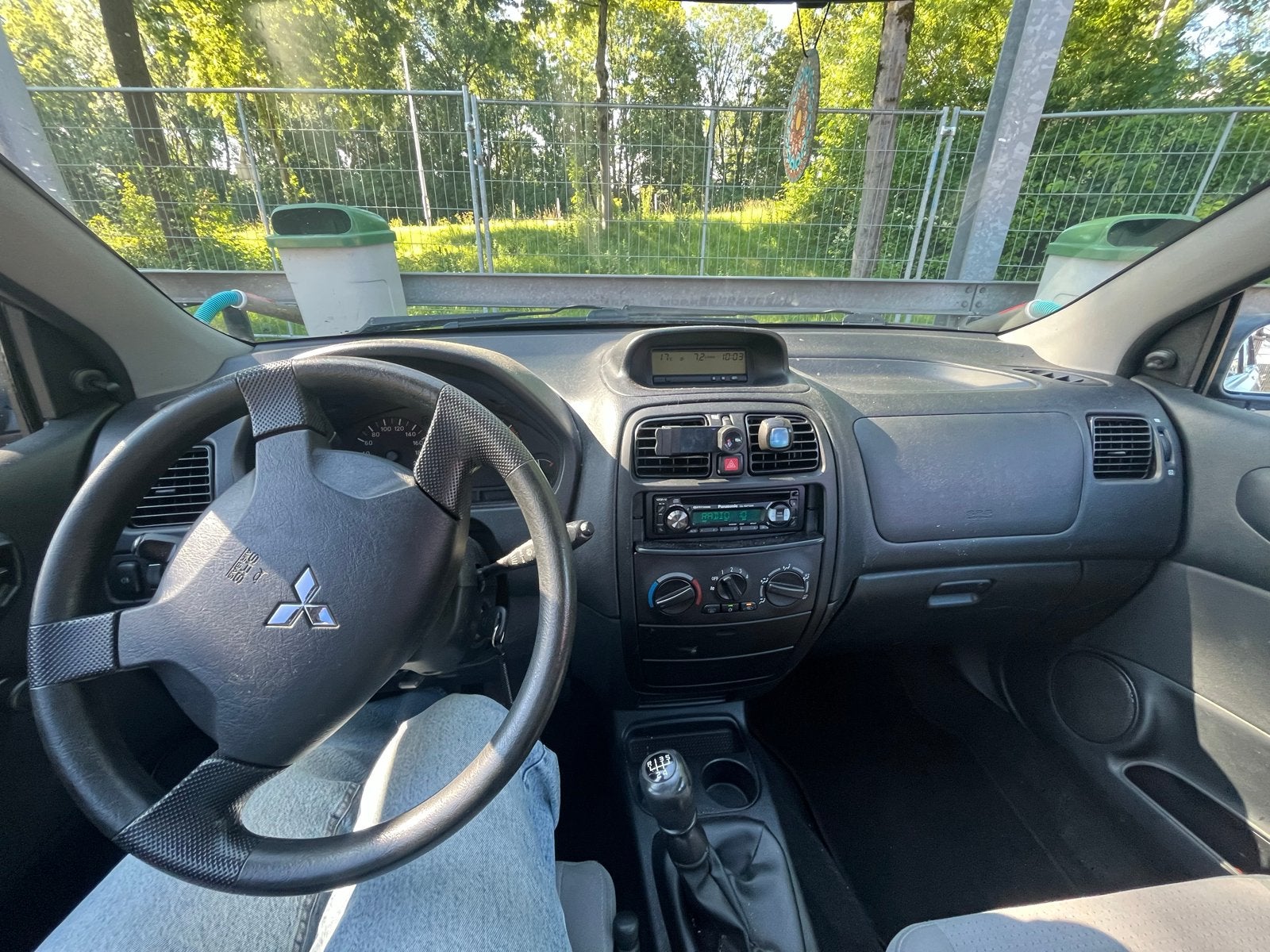 Mitsubishi Space Star 1.3 Family 2003 Rood, Voorwielaandrijving, 1299 cc, 15 km/l, 4 cilinders