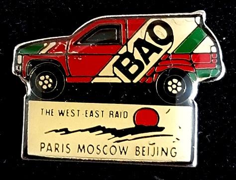 Paris Moskov Beijing- the West East Raid pin, Verzenden, Nieuw, Transport, Speldje of Pin
