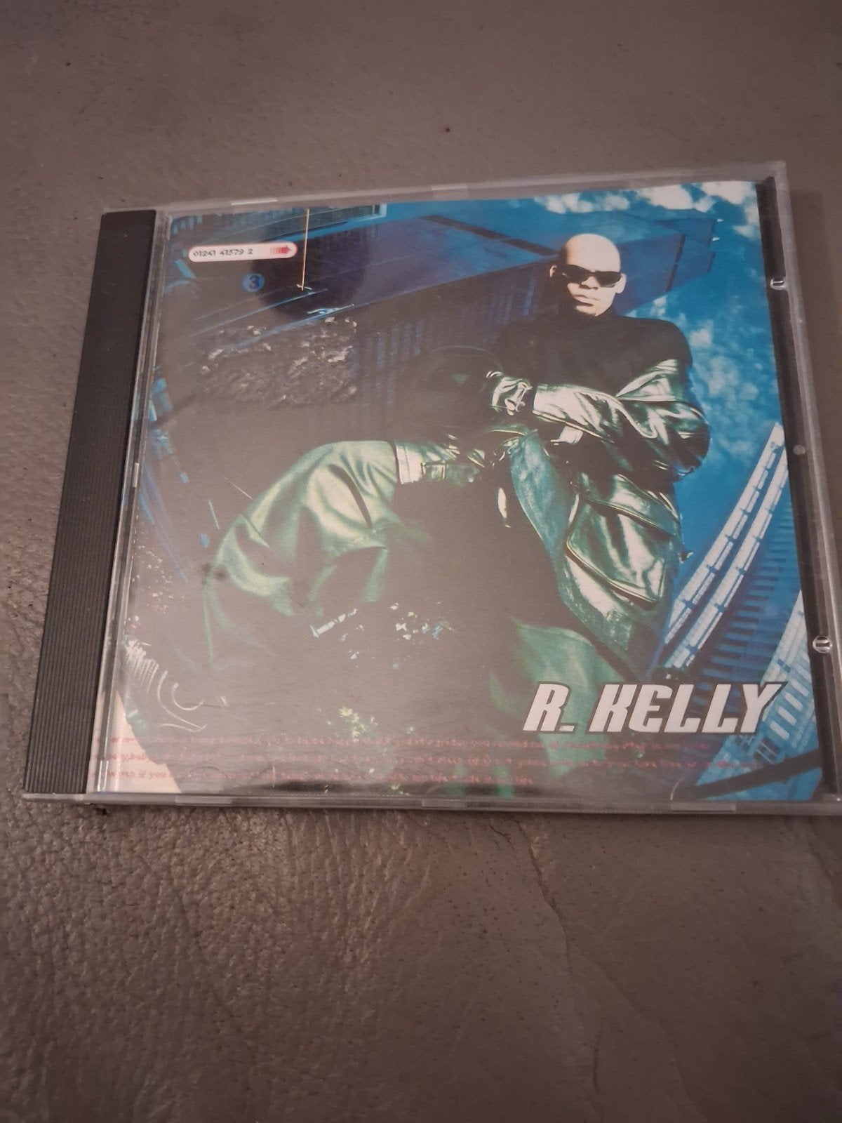 R kelly, Verzenden, Zo goed als nieuw
