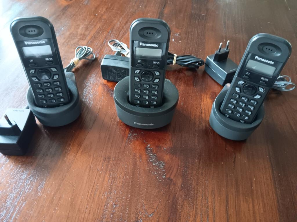 Panasonic DECT Telefoon Set - 3 Handsets, Telecommunicatie, Vaste telefoons | Handsets en Draadloos, Gebruikt, 3 handsets, Ophalen