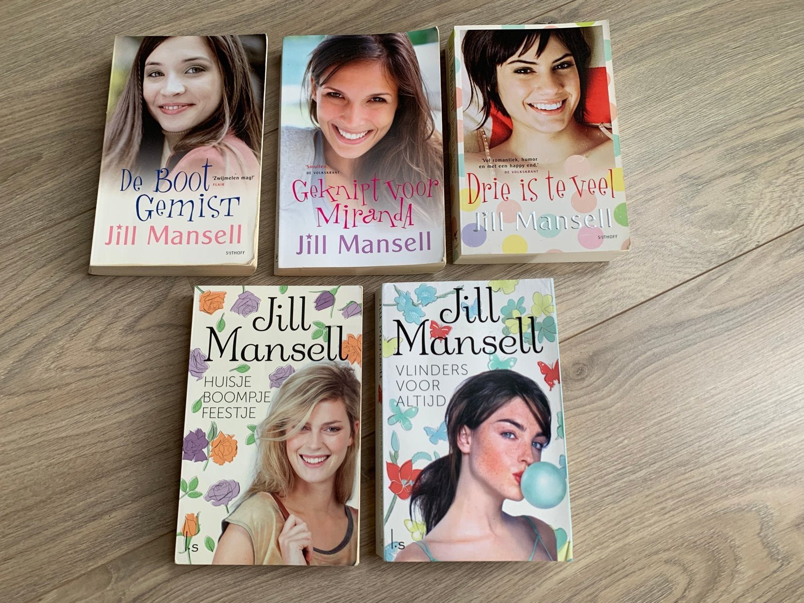 Jill Mansell boekenpakket - 5 romans, Ophalen of Verzenden, Gelezen, Nederland