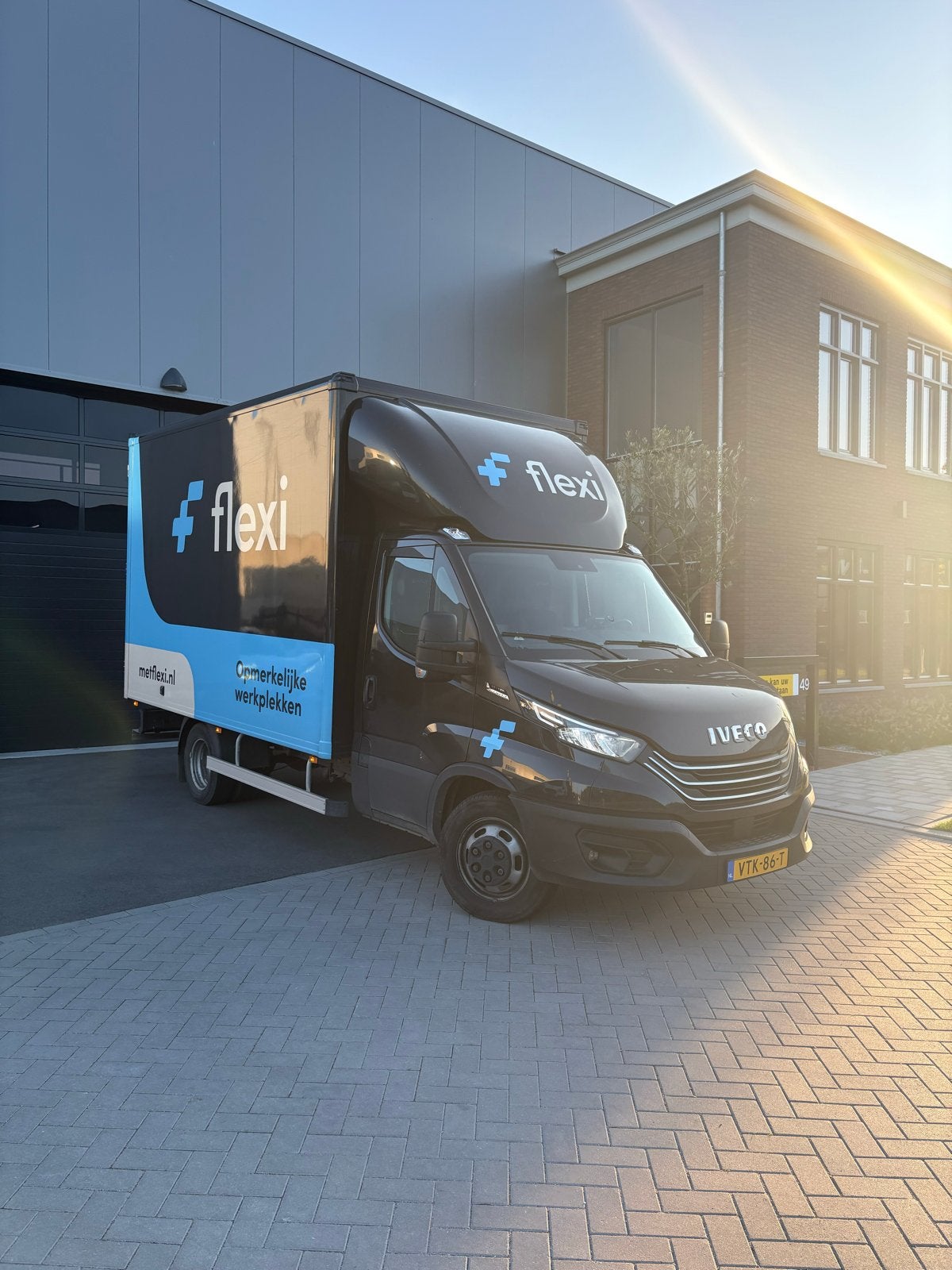 Iveco Daily bakwagen automaat | 64.000 km | 1e eigenaar, Auto's, Automaat, Achterwielaandrijving, Iveco, Zwart