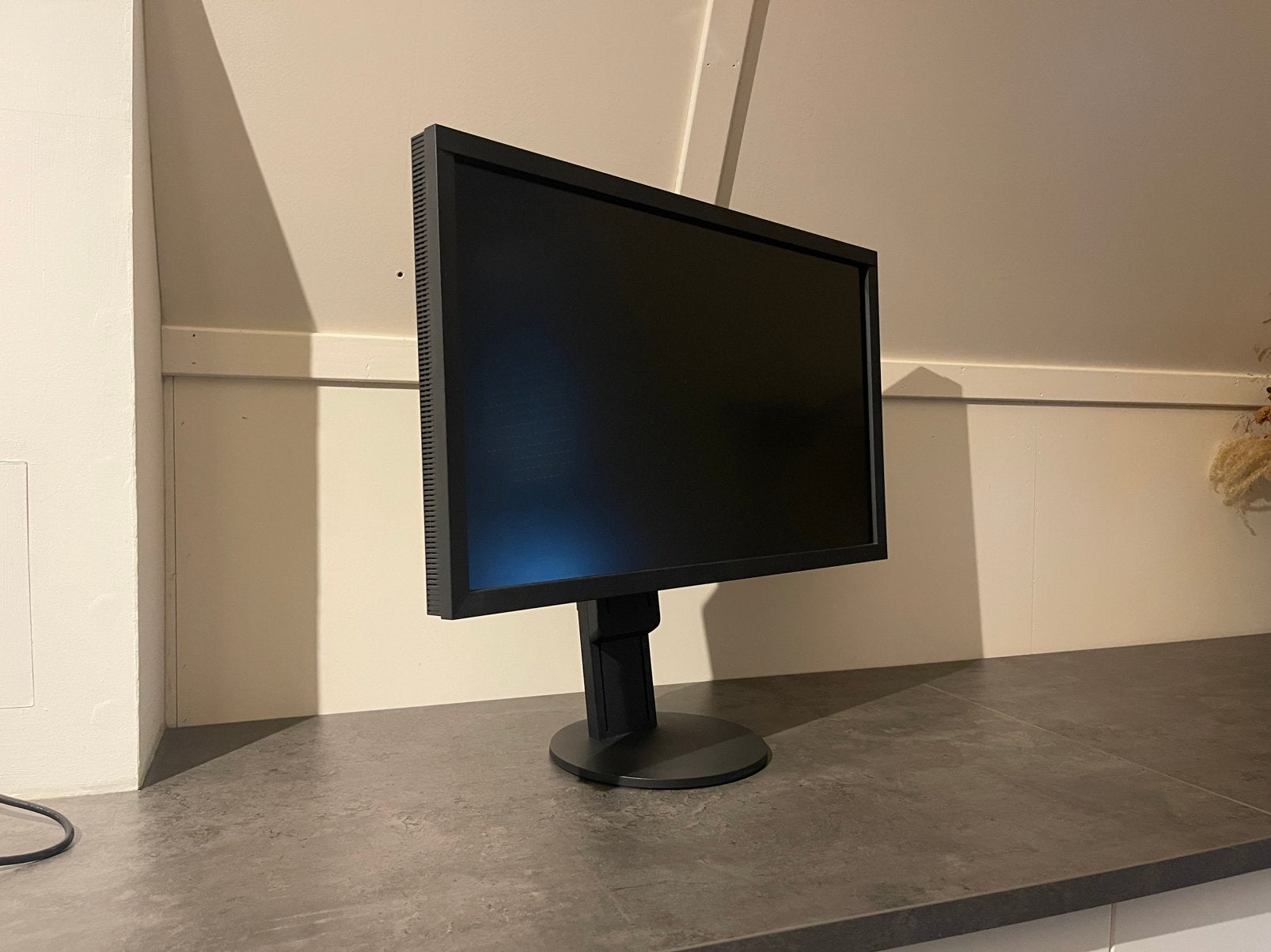 Foto 12 van EIZO ColorEdge CS2740 27 inch 4K monitor GEKALIBREERD