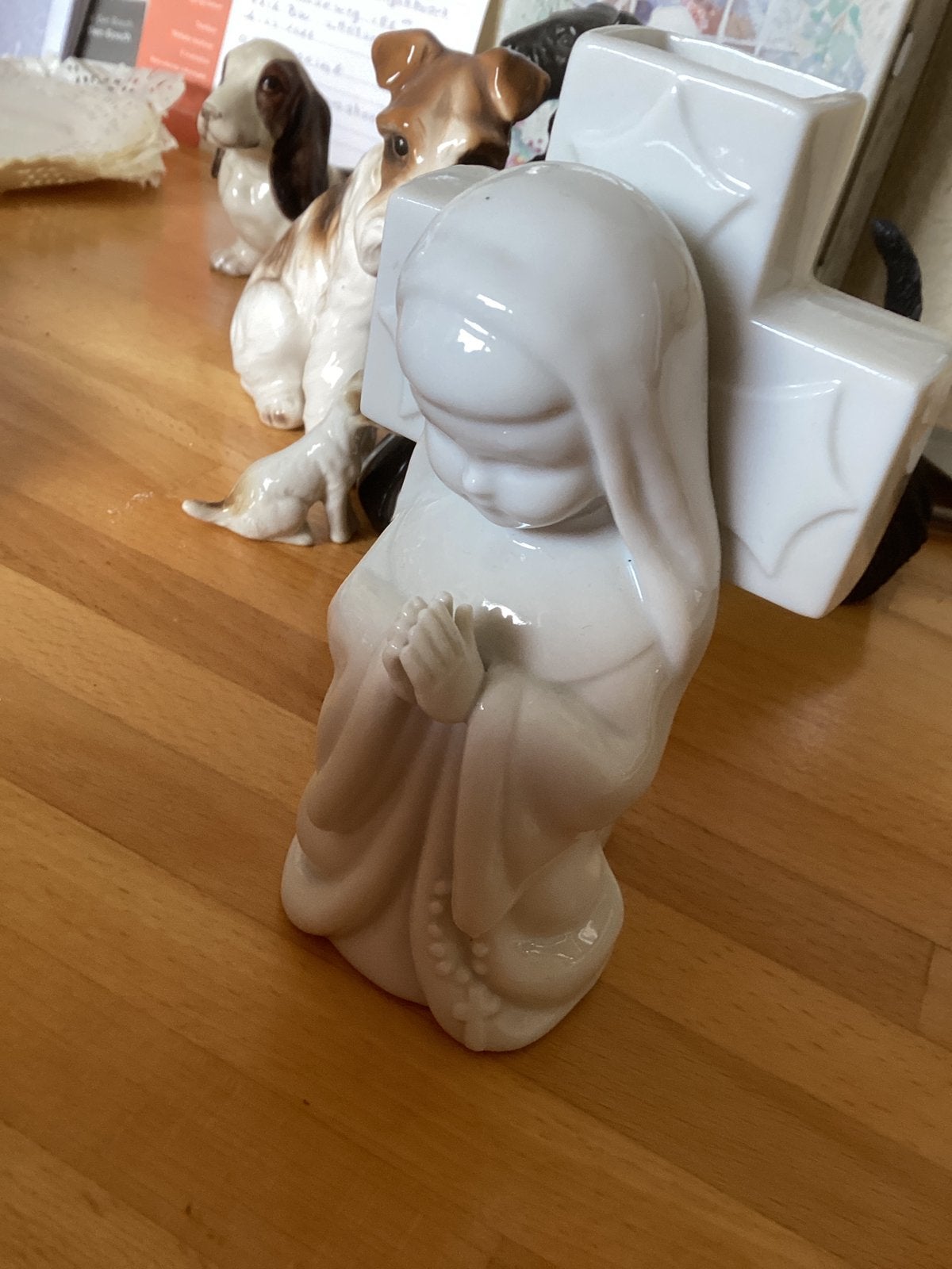 Non  devoot // porselein hoog 13 cm, Ophalen of Verzenden, Zo goed als nieuw, Dier