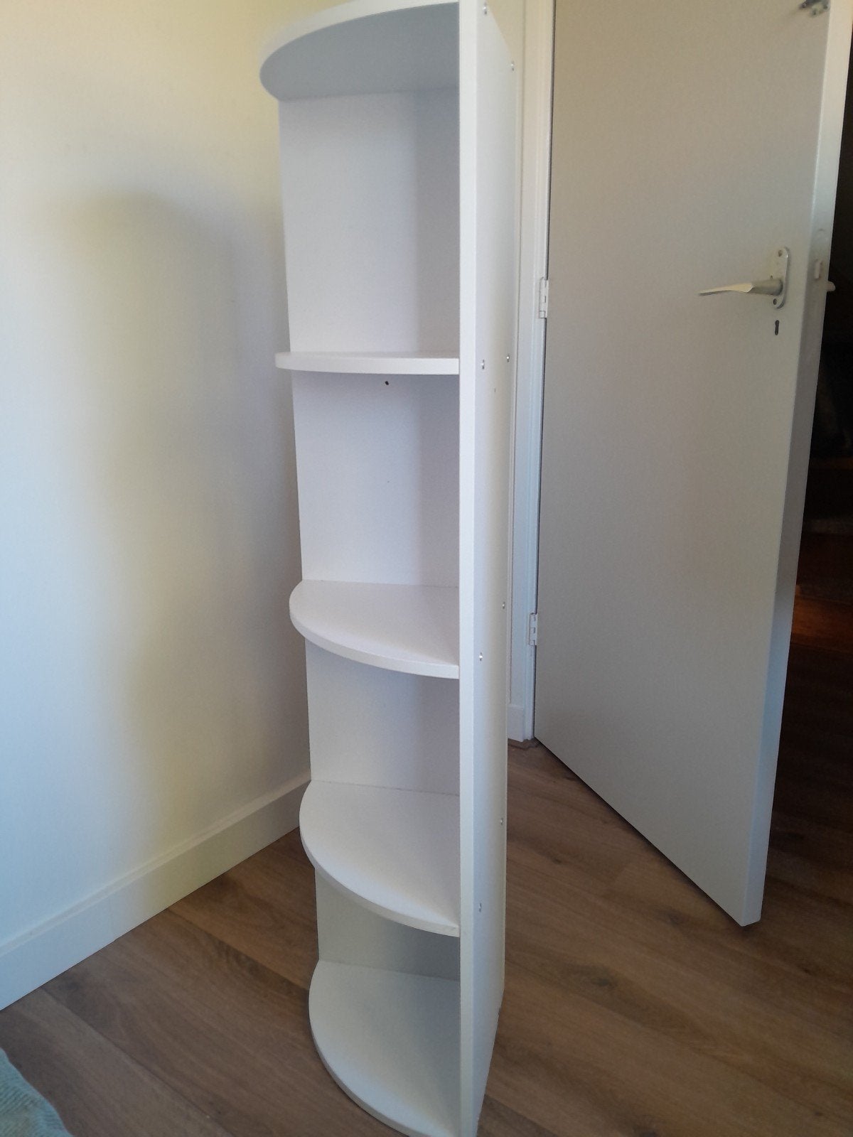 witte hoekkast , 2 stuks, Ophalen, Zo goed als nieuw
