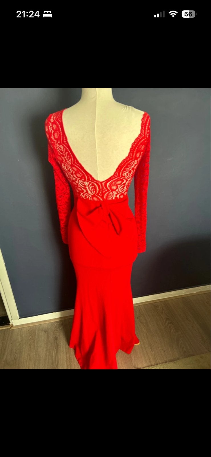 Elegante rode avondjurk met kanten details, Kleding | Dames, Ophalen of Verzenden, Zo goed als nieuw, Maat 36 (S), Rood