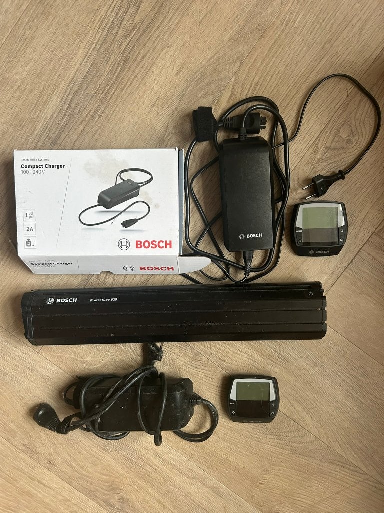Bosch Power Tube 625 + lader + computer, Ophalen, Zo goed als nieuw