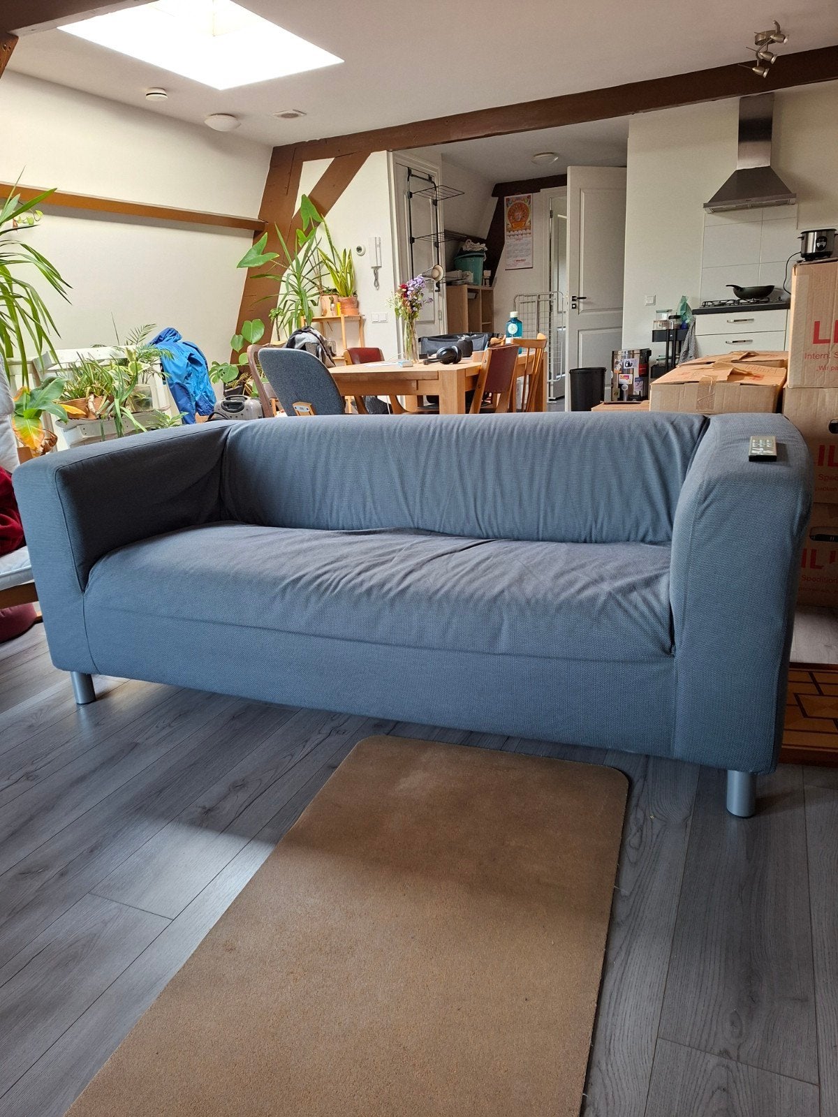 Comfortabele blauwe tweepersoonsbank, Huis en Inrichting, Banken | Bankstellen, Ophalen, Gebruikt, 150 tot 200 cm, Tweepersoons